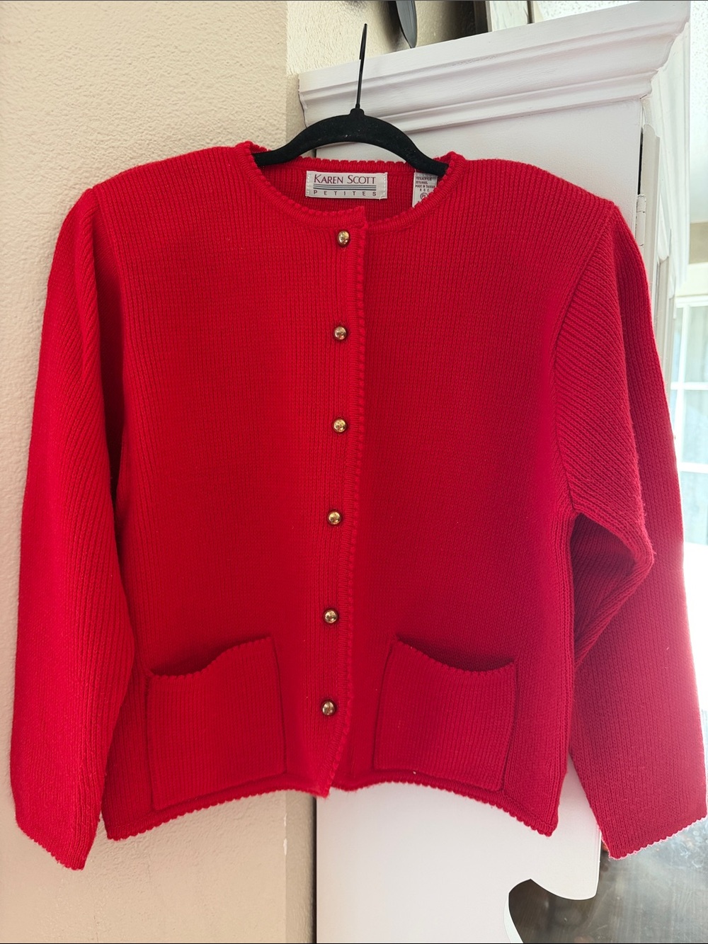 Vintage Karen Scott Red Button-Front Knit Cardigan with Pockets